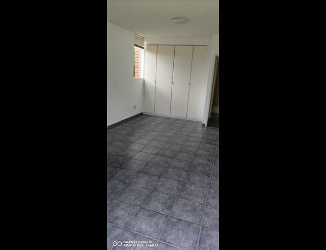 1 bed property to rent in CONSTANTIA PARK